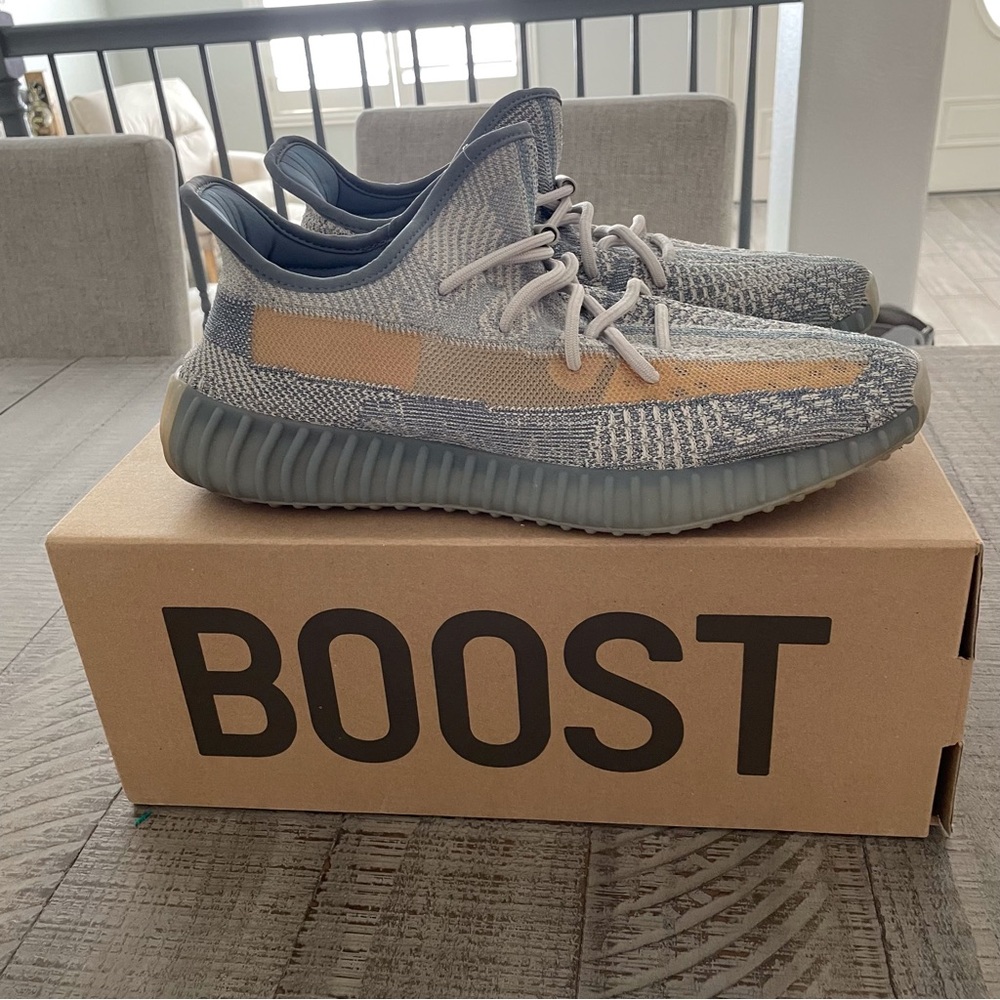 EUC size 11.5 Yeezy 350 Israfil shoes